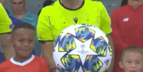 里程碑，弗拉泰西完成了代表国米的第100场比赛