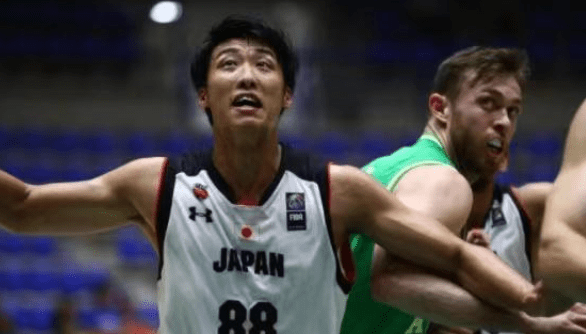 记者：佩林出现肌肉疲劳，将缺席尤文与乌迪内斯的意杯1／8决赛（记者称佩林因肌肉疲劳将缺席尤文对乌迪内斯的意大利杯1／8决赛）