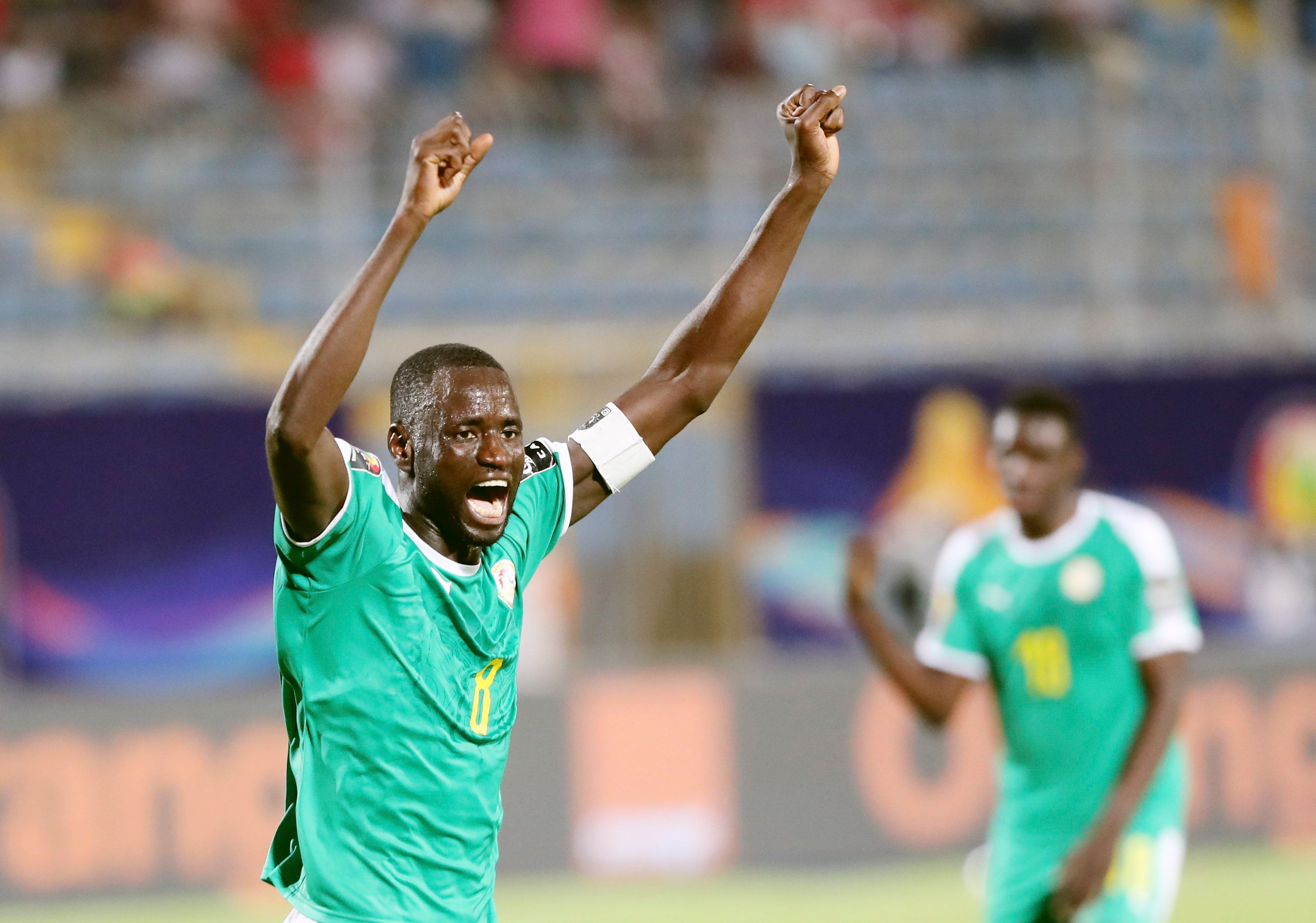 NBA战报：科沃德23分14板，灰熊107-98击败快船（灰熊107-98击退快船，科沃德23分14篮板领衔）