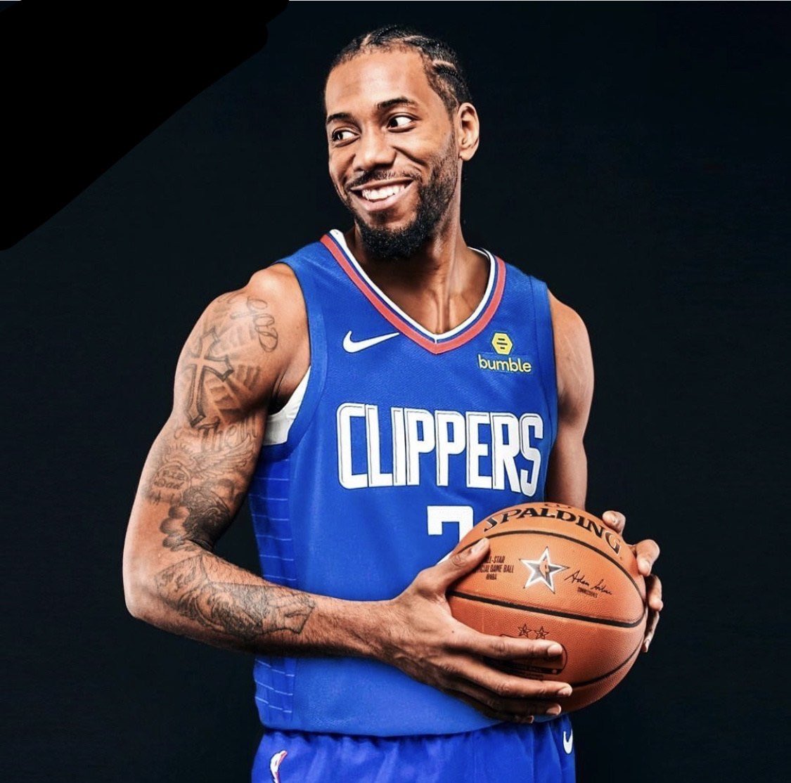 斯潘塞：我们伤病不断但仍取得了12胜12负，没什么好担心的（斯潘塞：虽遭伤病困扰，我们仍12胜12负，不必担忧）