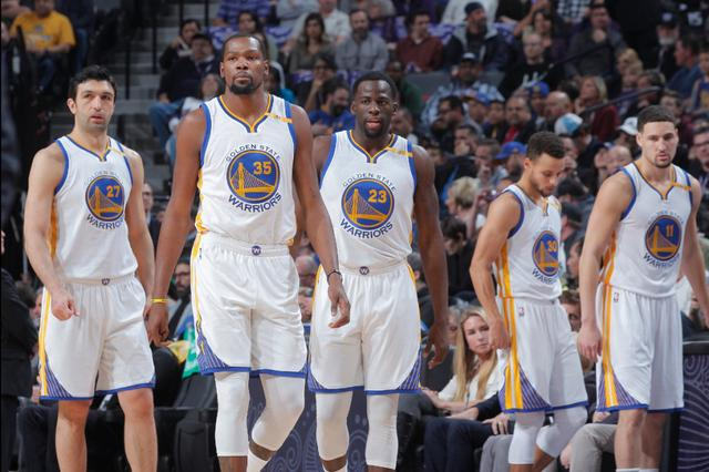 太强了！中国羽毛球又一天才横空出世，18岁少年连赢三位世界冠军（震撼！国羽再迎天才新星，18岁小将连胜三位世界冠军）