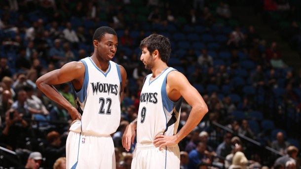 战绩稀烂！自11年2月以来，快船首次单月输掉12场比赛（快船颓势难止：单月吞下12败，为2011年2月以来首次）